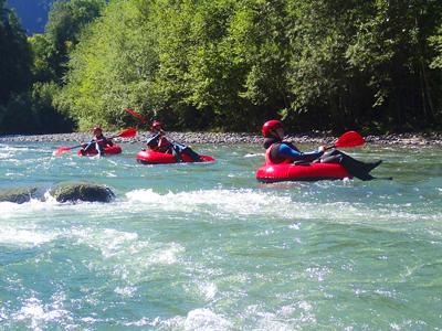 Tubing auf dem Fluss Muota in Schwyz